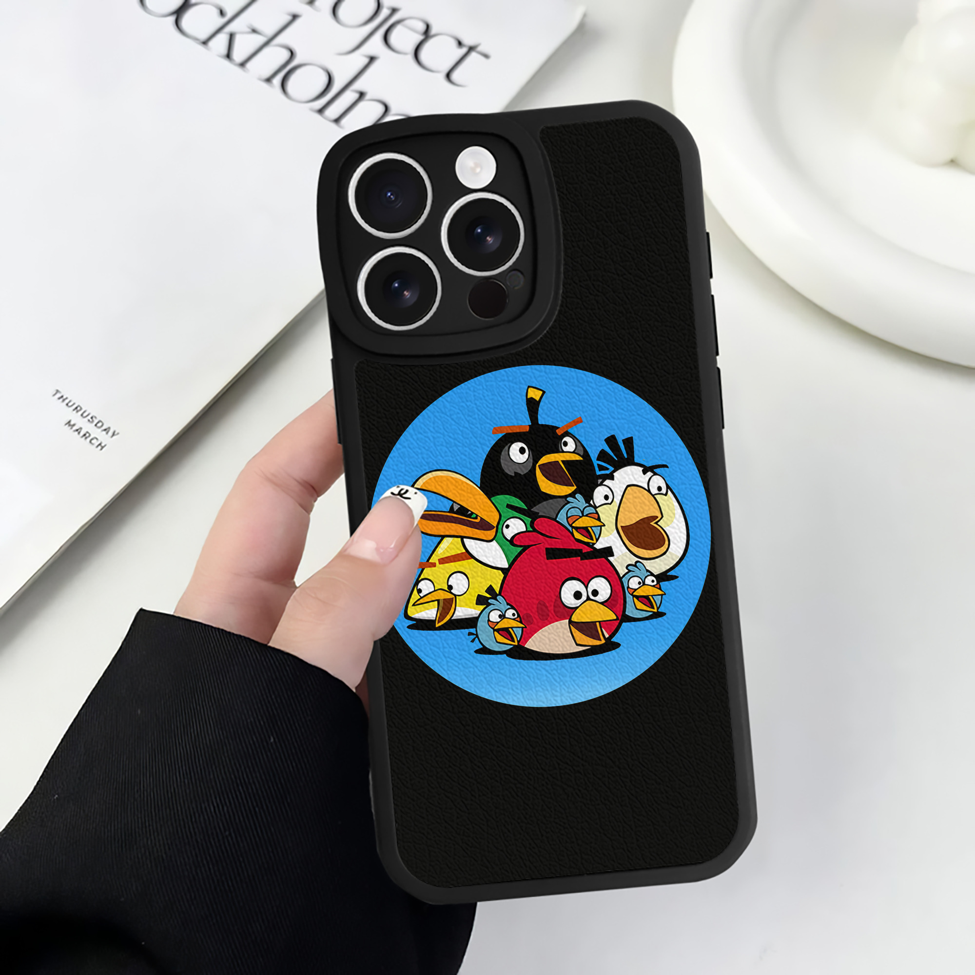 （画像用） Angry Birds アングリーバード 【iPhone 16シリーズ対応】シリコンスマホケース（レザー調） 材質：シリコン